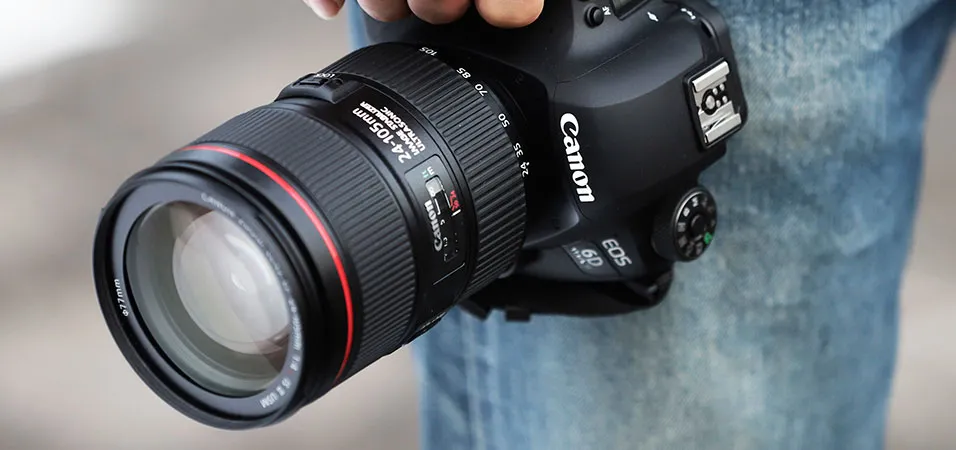 DSLR Camera